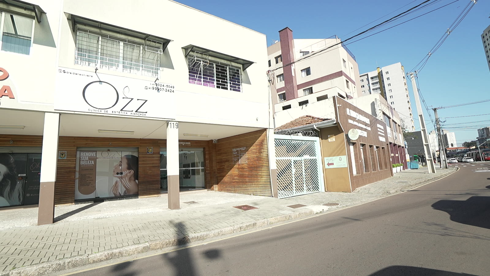 Fachada da OZZ Clínica de Estética Avançada na Av. Winston Churchill, 119